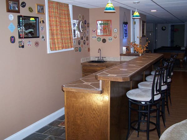 Nottingham Custom Home Bar General Contractor